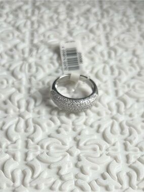 NWT NOELANI 925 Sterling Silver Ring, White Zirconia Stones, Size 6